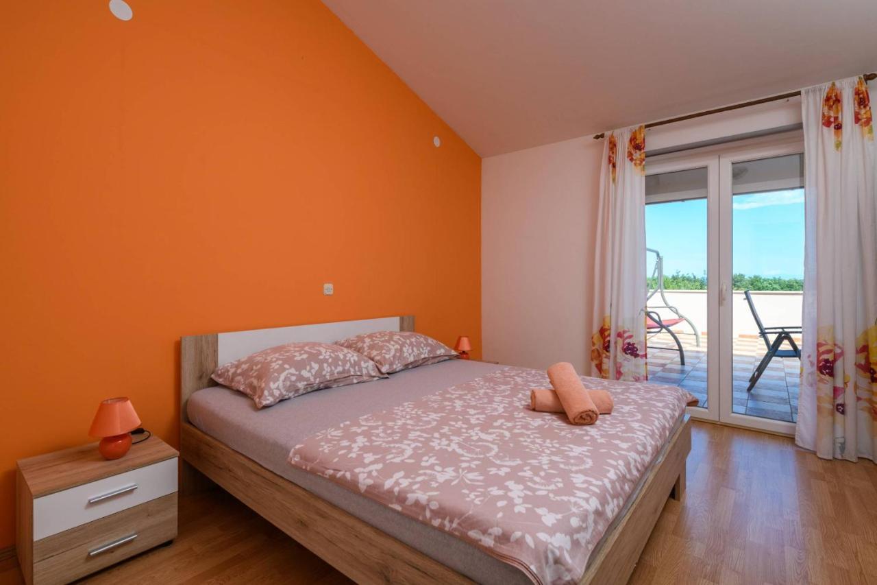 Ana Apartment Liznjan Luaran gambar