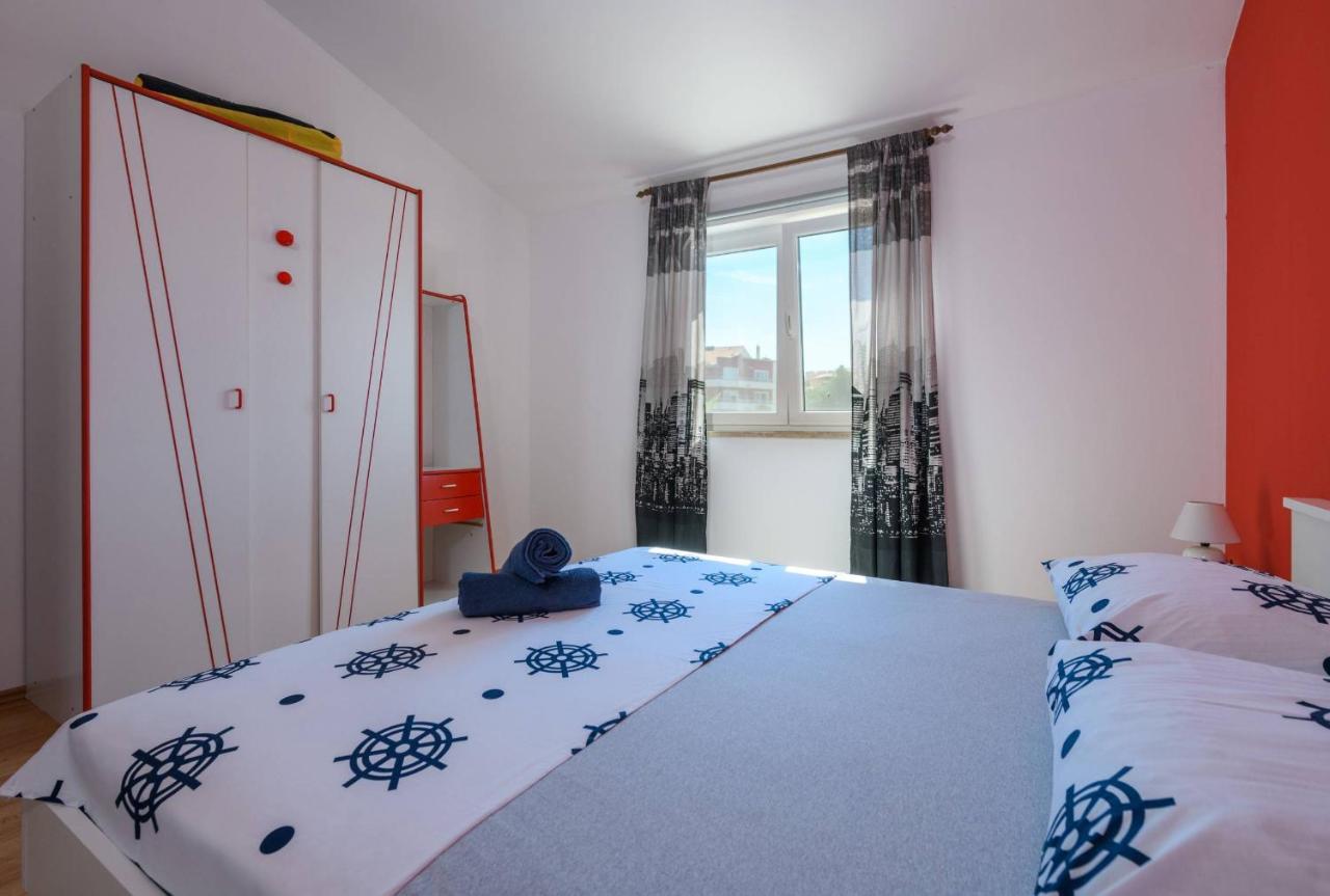 Ana Apartment Liznjan Luaran gambar