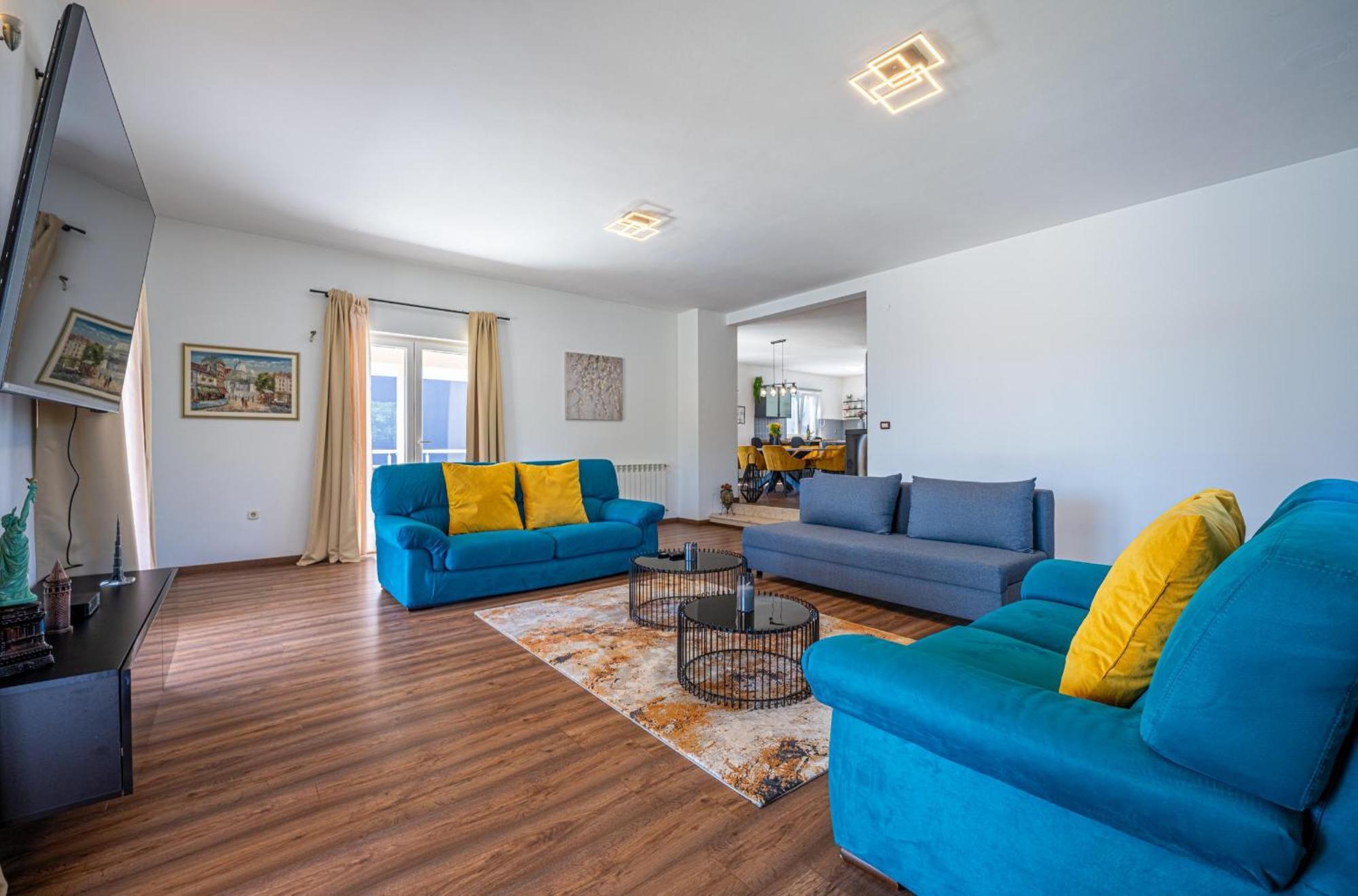 Ana Apartment Liznjan Luaran gambar