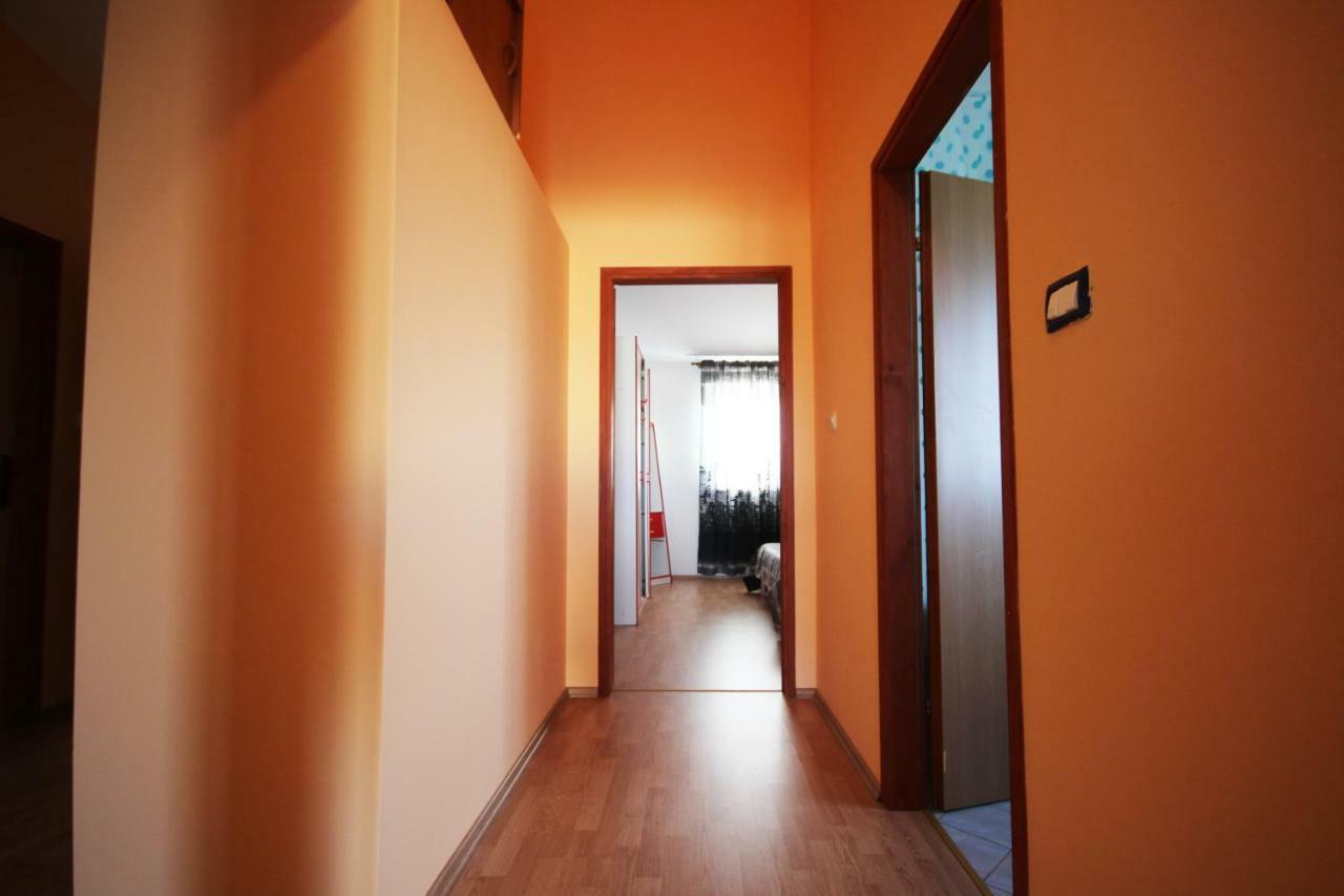 Ana Apartment Liznjan Luaran gambar